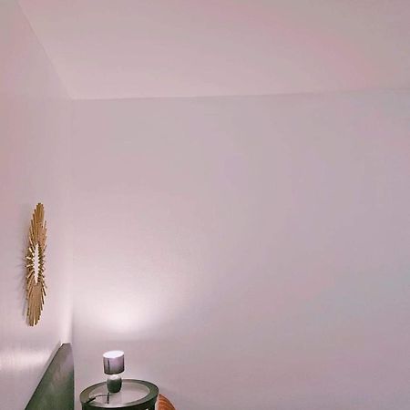 Peace Apartment Марсилия Екстериор снимка