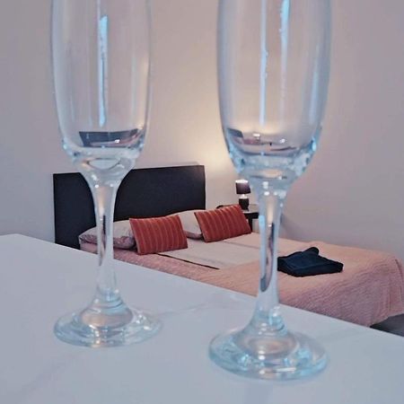 Peace Apartment Марсилия Екстериор снимка