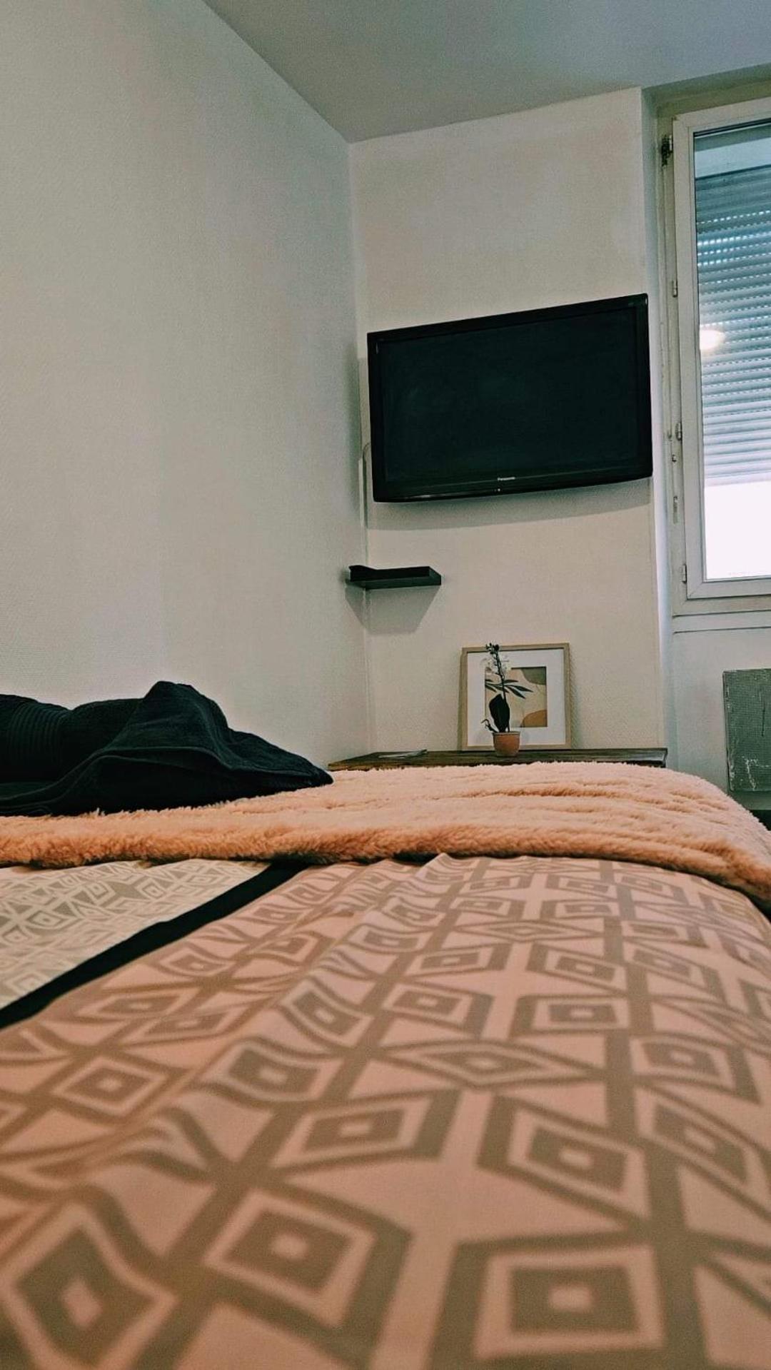 Peace Apartment Марсилия Екстериор снимка